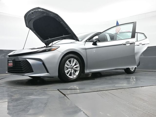 2025 Toyota Camry LE 46