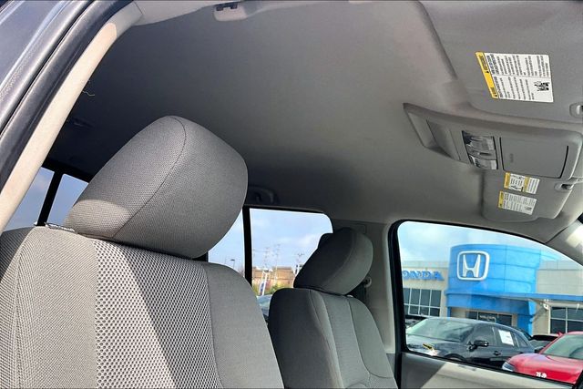 Used 2021 Nissan Frontier SV 4D Crew Cab