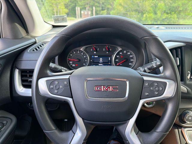 Used 2024 White GMC SLE image 16