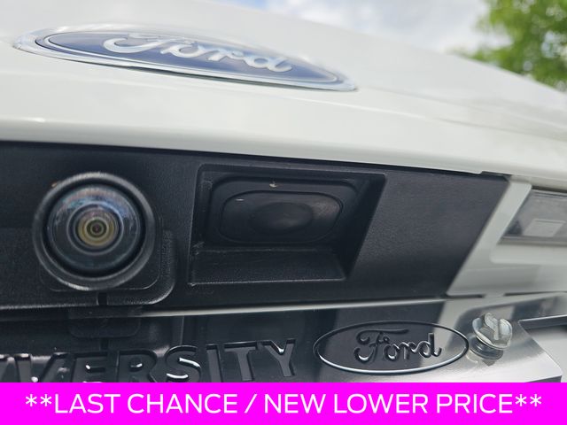 Used 2020 White Ford SE image 13