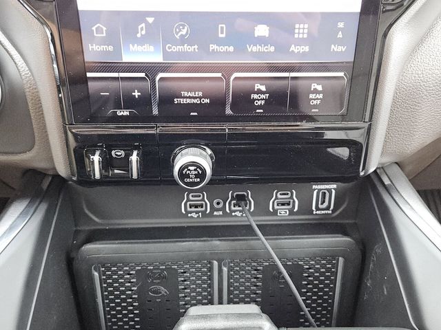 2026 Ram 1500 Laramie Crew Cab 4x2 5'7" Box