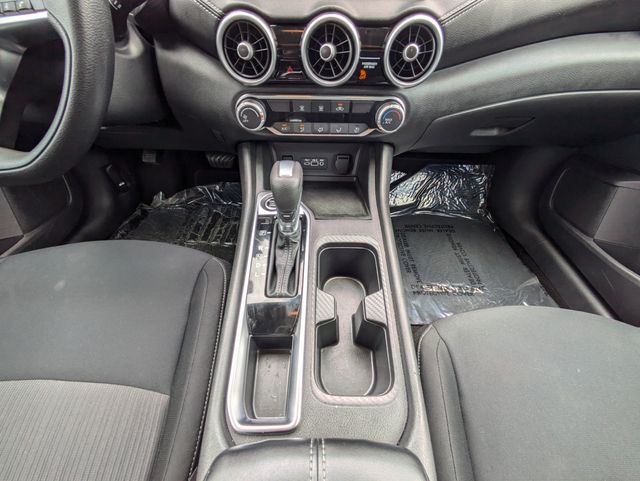 2024 Nissan Sentra SV Xtronic CVT