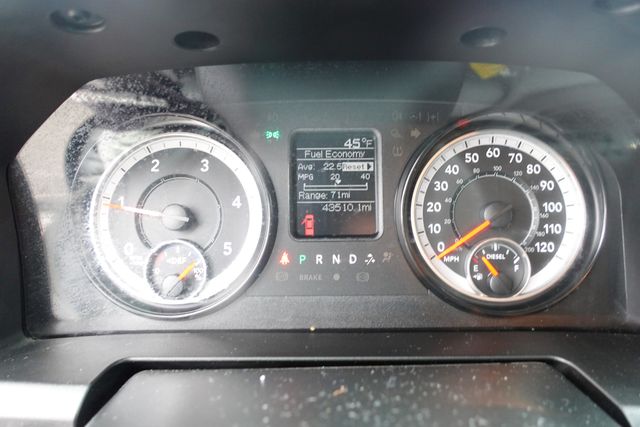 used 2019 Ram 1500 Classic car, priced at $23,999