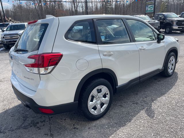 2022 Subaru Forester Base - Crystal White Pearl exterior view 7
