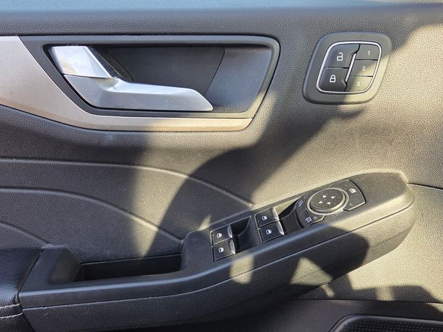 Used 2021 Gray Ford SEL image 28