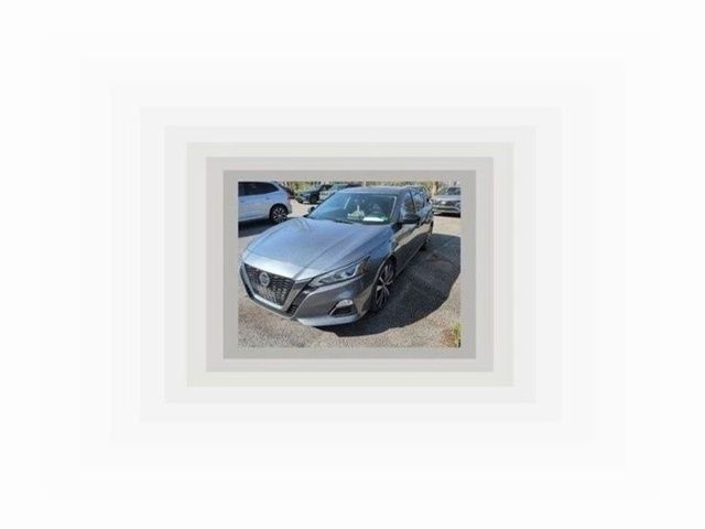 Gray (Gun Metallic) 2020 Nissan Altima 2.5 SR FWD Sedan Front-Wheel Drive Continuously Variable Transmission