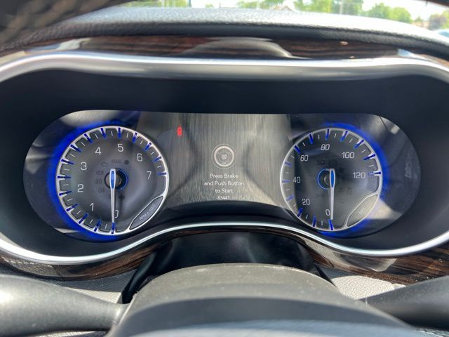 2023 Chrysler Pacifica Limited - Gray Clearcoat exterior view 5