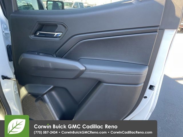 2024 GMC Canyon Elevation 23