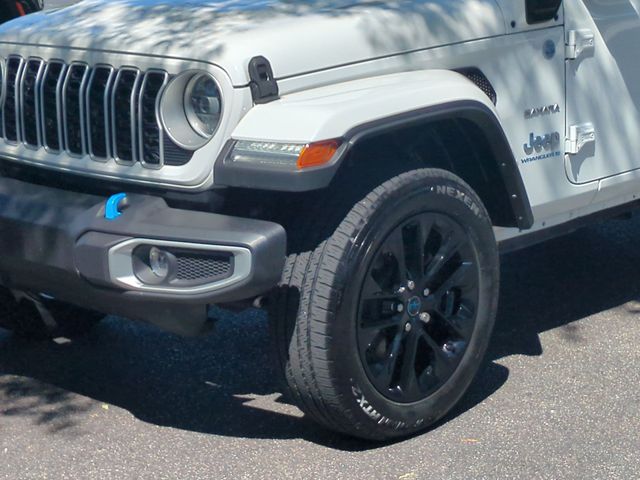 Used 2024 White Jeep Sahara 4xe image 9