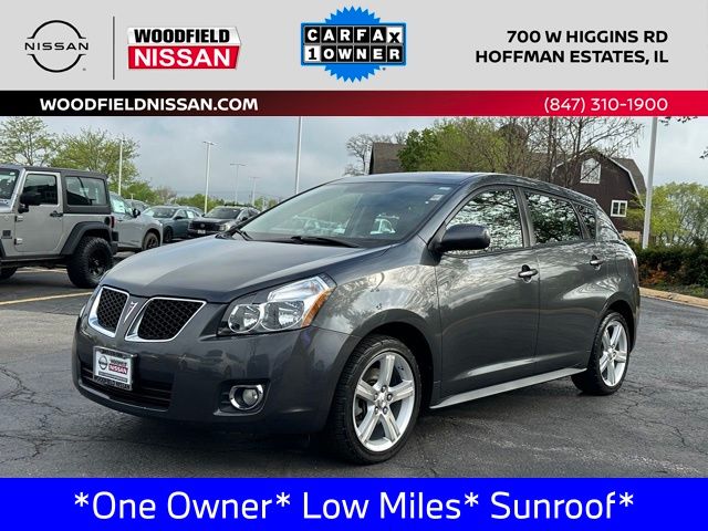 Carbon Gray Metallic 2009 Pontiac Vibe 2.4L Hatchback Front-Wheel Drive 5-Speed Automatic