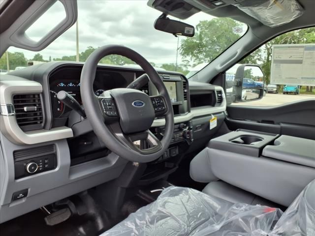 2025 Ford F-350SD XL photo
