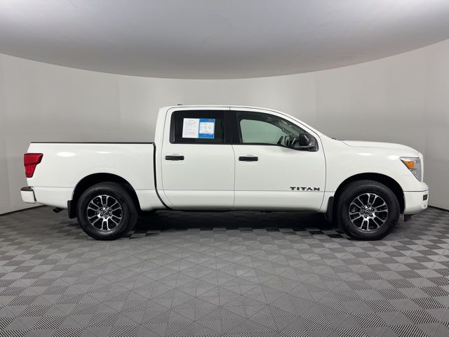 2024 Nissan Titan SV 11