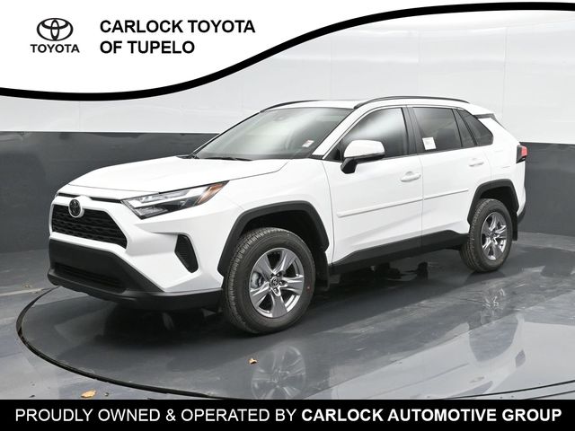 2024 Toyota RAV4 XLE 6