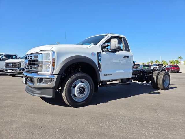 New 2026 Ford Super Duty F-450 Chassis Regular Cab (DRW) 169" Wheelbase XL