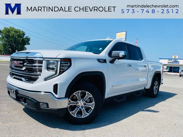 2022 GMC Sierra 1500 SLT Crew Cab 4WD