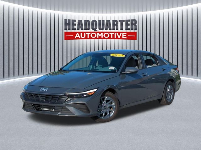 Ecotronic Gray 2024 Hyundai Elantra SEL FWD Sedan Front-Wheel Drive Continuously Variable Transmission