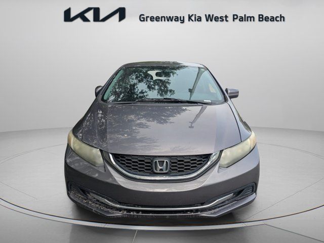 Used 2015  Honda SE image 2