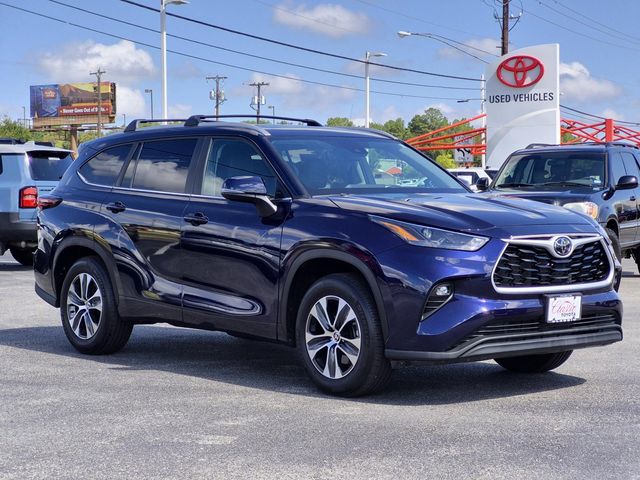 Blueprint 2025 Toyota Highlander SUV / Crossover Front-Wheel Drive 8-Speed Automatic