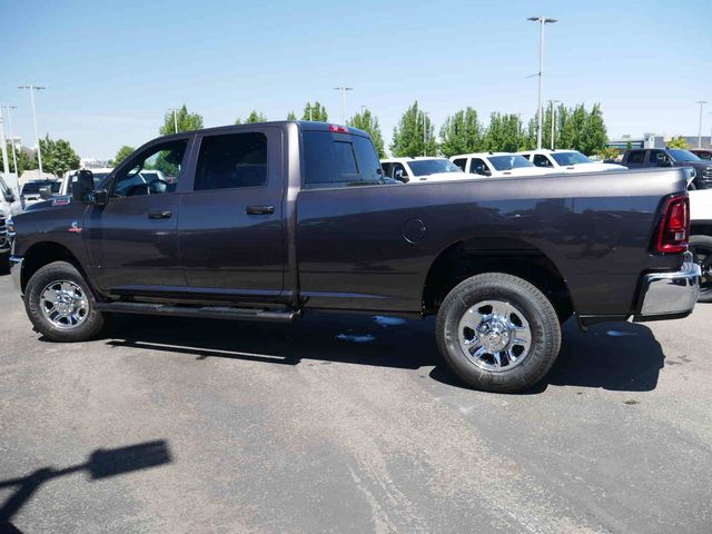 3500 Crew Cab Tradesman