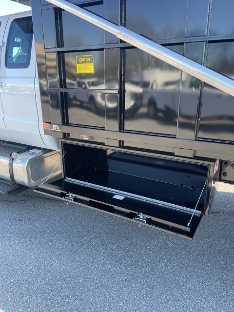 2025 Ford F-650 Super Duty 
