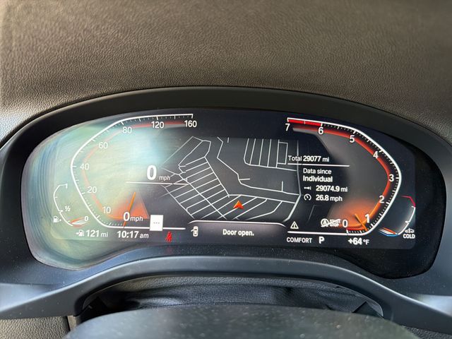 Used 2023 Gray BMW xDrive30i image 15