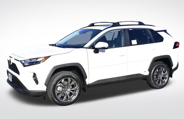 2025 Toyota RAV4 XLE Premium's photo