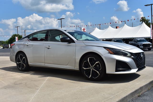 Used 2024 Nissan Altima Sedan