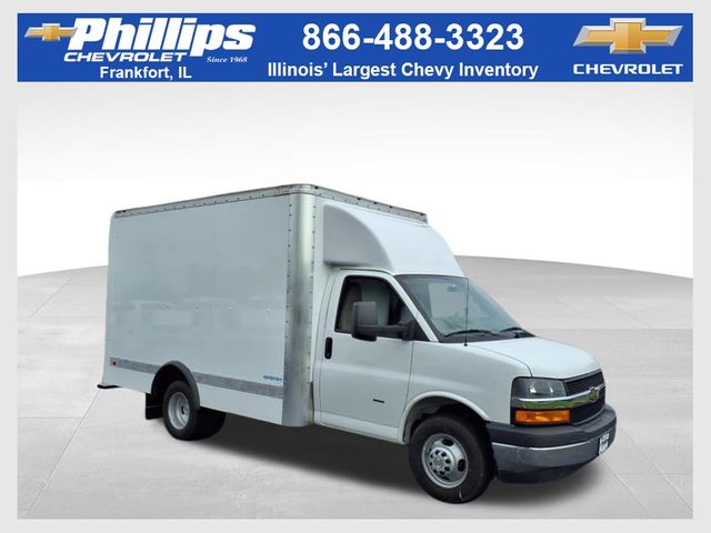 2025 Chevrolet Express Chassis 3500 Cutaway 139