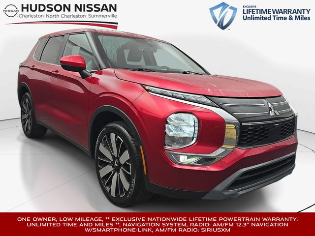 Red Diamond 2025 Mitsubishi Outlander SE FWD SUV / Crossover Front-Wheel Drive Continuously Variable Transmission