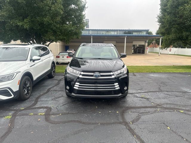 Used 2019 Toyota Highlander Hybrid SUV