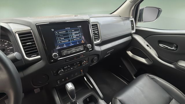 Used 2024 White Nissan SL image 26