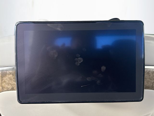 Thumbnail: 2021 Genesis G90 - 26