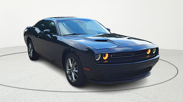 2023 Dodge Challenger SXT AWD