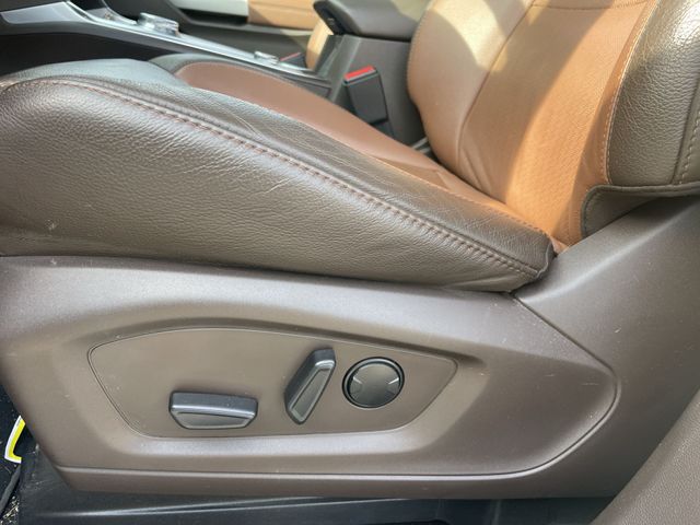 Used 2022 White Ford King Ranch image 12