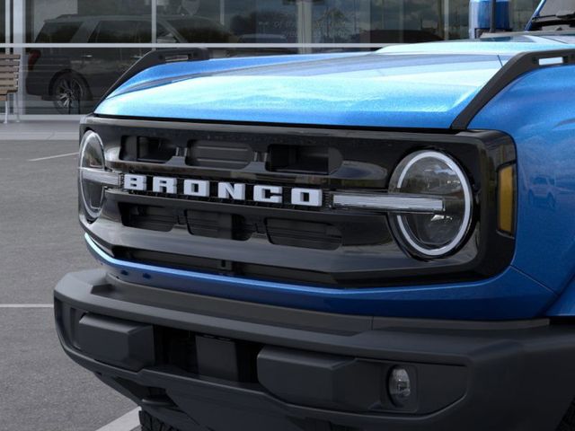 2024 Ford Bronco Outer Banks 19