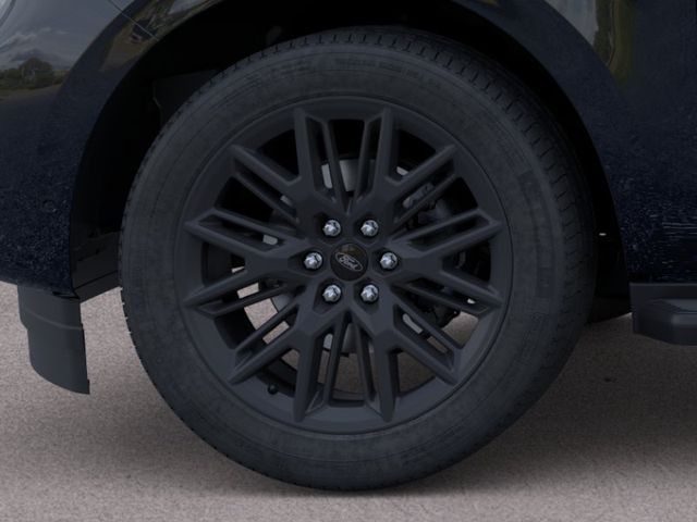 New 2026 Black Ford Platinum image 19