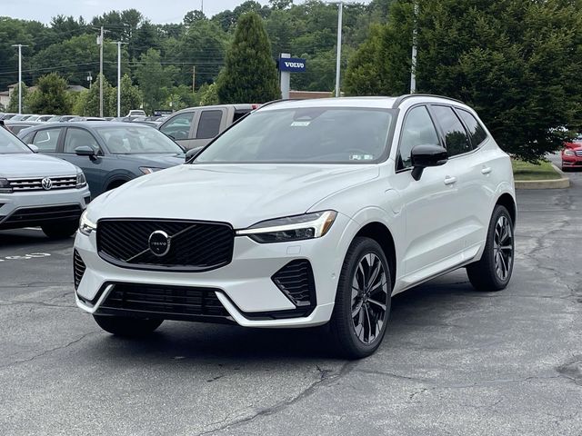 Crystal White 2026 Volvo XC60 SUV / Crossover All-Wheel Drive Automatic