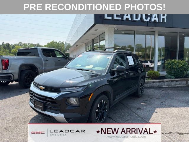 Mosaic Black Metallic 2022 Chevrolet Trailblazer SUV / Crossover Four-Wheel Drive 9-Speed Automatic