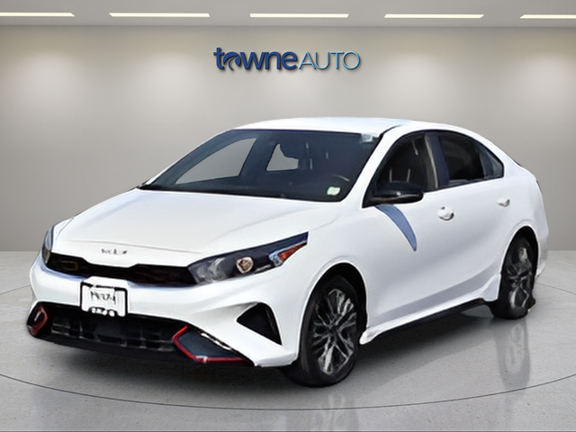 Snow White Pearl 2024 Kia Forte Sedan Front-Wheel Drive Continuously Variable Transmission