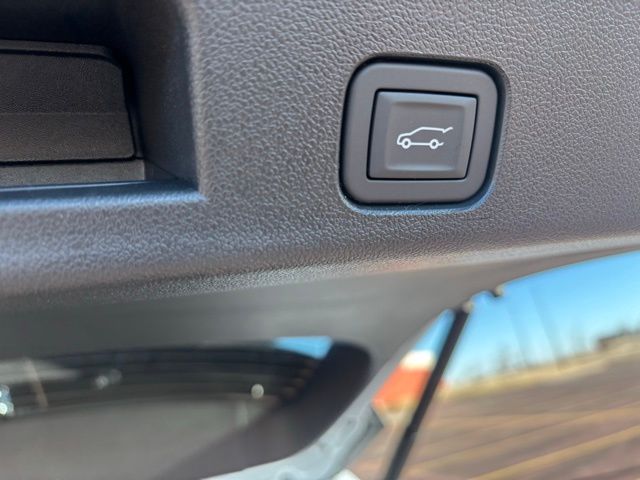 2026 GMC Acadia AT4 AWD