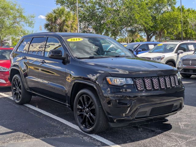 Used 2019 Jeep Grand Cherokee Altitude 4D Sport Utility