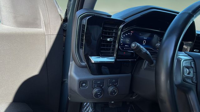 Used 2025 Gray Chevrolet LT image 21