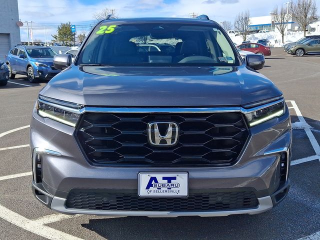 used 2025 Honda Pilot car, priced at $46,499