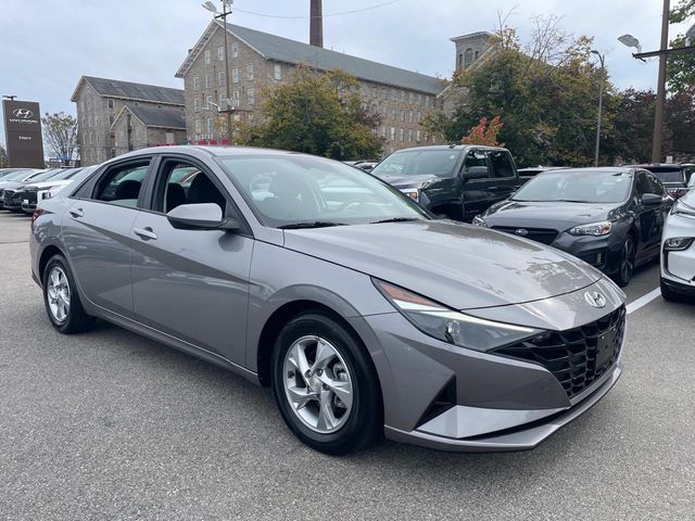 2021 Hyundai Elantra SE 2