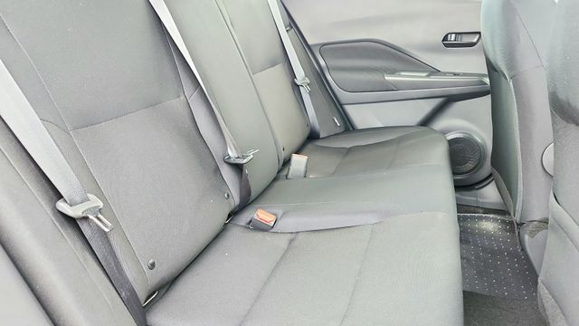 2025 Nissan Kicks Play