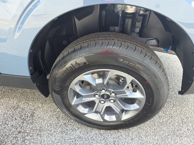 New 2026 Azure Gray Metallic Tri-Coat Ford XLT image 32