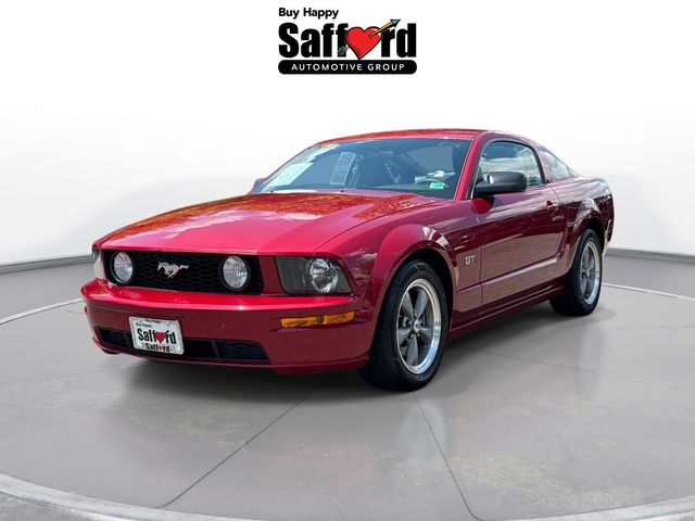 2005 Ford Mustang GT Premium