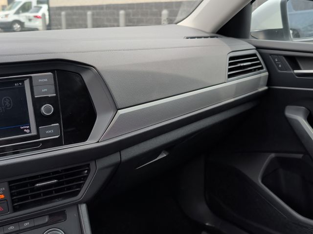 2024 Volkswagen Jetta Thumbnail