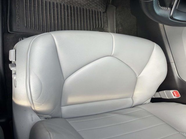 Used 2023 Toyota Highlander SUV