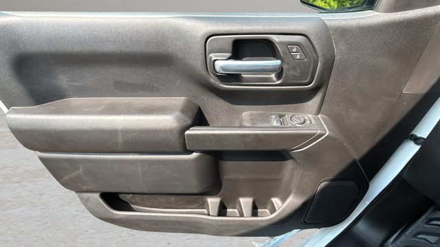 Used 2025 White Chevrolet WT image 18